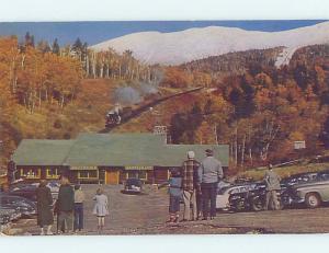 1950's OLD CARS AT GIFT SHOP AND RESTAURANT Fabians New Hampshire NH B9733