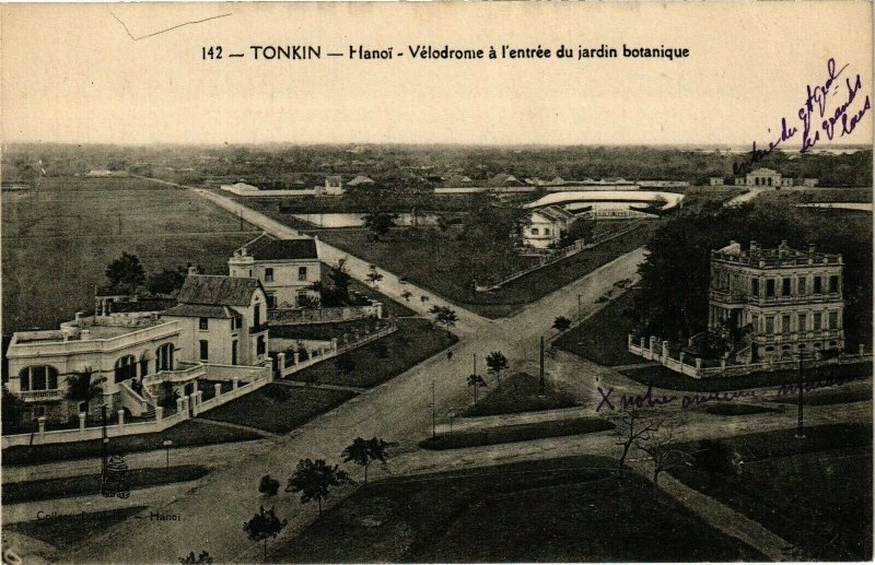 VIETNAM INDOCHINE - Tonkin - Hanoi - Vélodrome a l'entrée du jardin (190210)