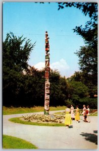 Vtg Pittsburgh Pennsylvania PA Highland Park Chief Shake's Totem Pole Postcard