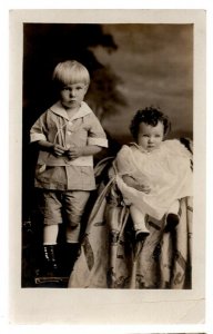 OC1920 VINTAGE RPPC REAL PHOTO POSTCARD SWEET CHILDREN TODDLER BOY BABY GIRL