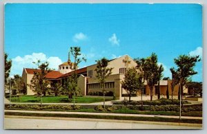 St. Petersburg  Florida  Cathedral of Saint Jude the Apostle   Postcard