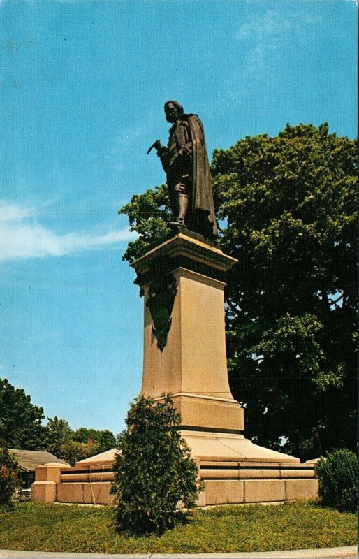 Robert Treat Paine Monument Statue Taunton Massachusetts MA Postcard Unused UNP 