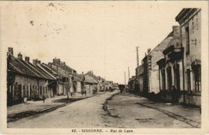 CPA Sissonne Rue de Laon FRANCE (1052046)