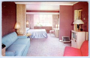 KIRBY'S ULTRA MODERN MOTEL BRIDAL SUITE ROCHESTER NY 1950's INTERIOR ROOM VIEW