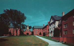 Vintage Postcard New Quadrangle Brown University Bldg. Providence Rhode Island