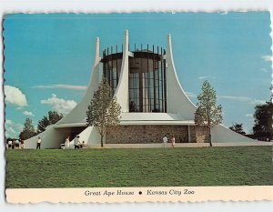 Postcard Great Ape House Kansas City Zoo Kansas City Missouri USA