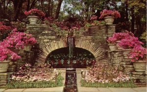 AL - Mobile. Bellingrath Gardens. Waterfall Fountain