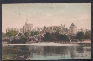 Berkshire Postcard - View of Windsor Castle   RS11728