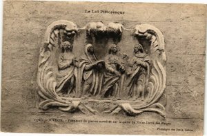 CPA GOURDON - Panneaux de pierre massives sur la porte de N.-D. des (223493)