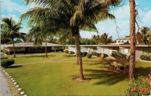 Green Lawn Apartments Fort Lauderdale Florida FL 1970s Vintage Postcard H36