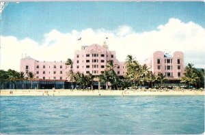 Postcard BUILDING SCENE Honolulu Hawaii HI AI8510