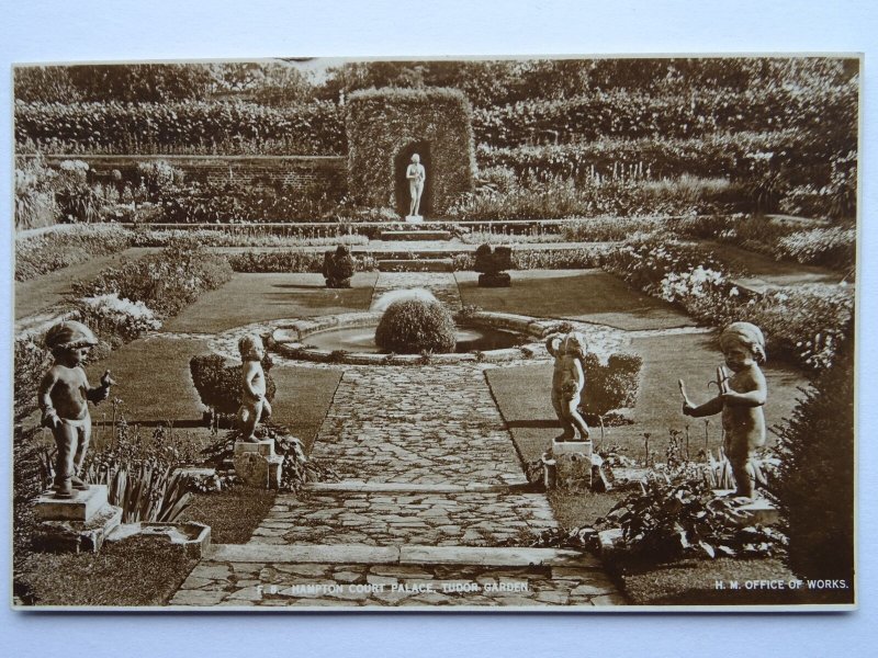 Richmond upon Thames HAMPTON COURT TUDOR GARDEN - Old RP Postcard