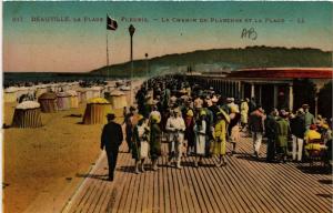 CPA DEAUVILLE La Plage Fleurie - Le Chemin de Planches et la Plage (515633)