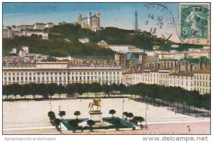 France Lyon Place Bellecour et le Coteau de Fourviere 1913