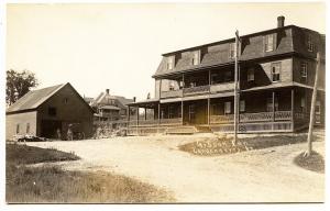 Londonderry VT Dirt Street View Gibson Inn RPPC Real Photo Postcard