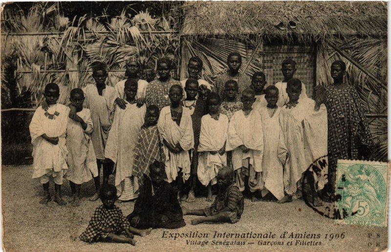 CPA EXPO Internationale d'AMIENS - 1906 - Village Senegalais (514988)