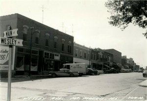 c1940's Wesley Ave. Mt. Morris Illinois IL Vintage RPPC Photo Postcard 