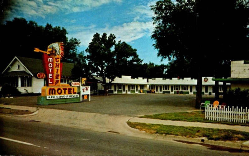 Nebraska Kearney The Chief Motel
