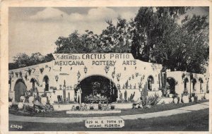 CACTUS PATIO MEXICANA POTTERY ARTS MIAMI FLORIDA DEXTER PRESS POSTCARD (c.1940s)