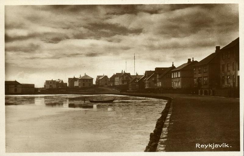 iceland, REYKJAVIK, Partial View (1930s) RPPC Postcard
