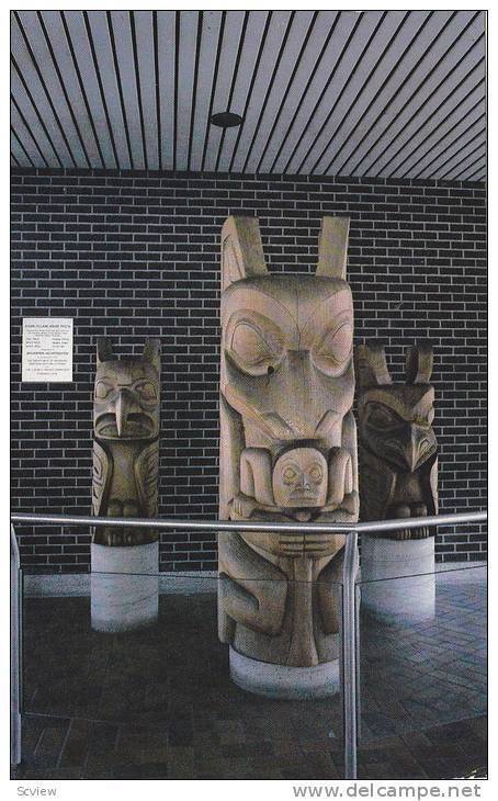 Subway Art , Toronto , Ontario , Canada , 50-60s ; Totem Poles