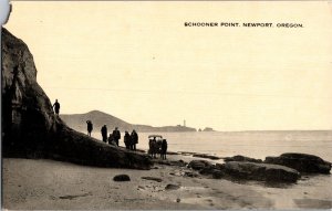 Waterfront, Schooner Point, Newport OR Vintage Postcard M53