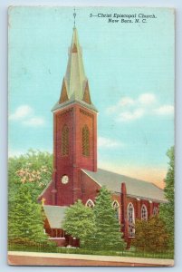 New Bern North Carolina NC Postcard Christ Episcopal Church Exterior Scenery