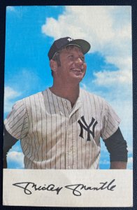 Mint USA Autograph Postcard Baseball Player Mickey Mantle New York Yankees 1971