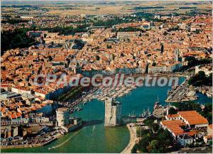 Modern Postcard La Rochelle (Charente Mrs.) General view and the Port