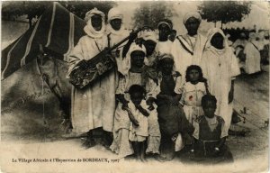 CPA Le Village Africain a l'EXPO de BORDEAUX 1907 (655399)