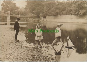 Herefordshire Postcard - Children of The Hatton Family, Hereford, c.1899-RR13888