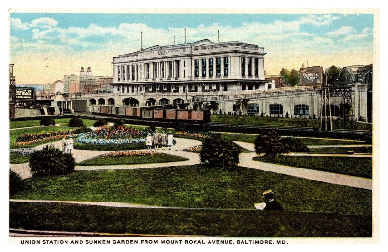 Postcard MD Baltimore - Union Station and Sunken Garden