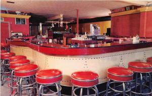 Lepee's Cocktail Lounge Interior Restaurant Roselle New Jersey postcard