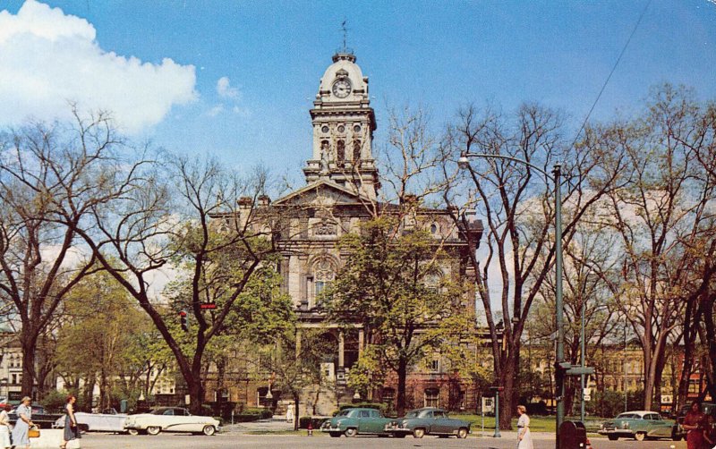LPD29   Ohio Postcard: Newark, Court House, Licking County, old auto cars