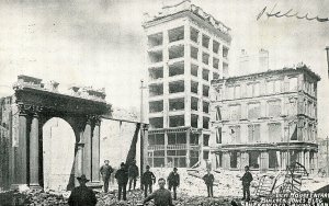 Postcard 1909 View of Earthquake Damage to San Francisco Savings Bank, CA.  S6