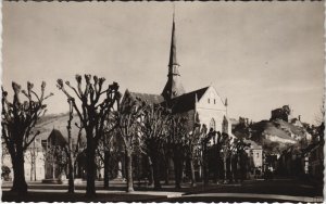 CPA LES ANDELYS - Place du PETIT-ANDELY (160785)