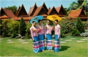 CPM AK THAILAND Thai Beauties in their provincial costumes (344609)