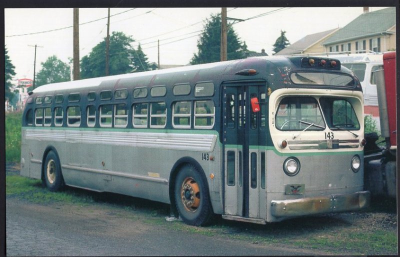 Bus ~ GM TDH-4512 manufactured in the 1950s in Hazelton Penn in 1984 1950s-1970s