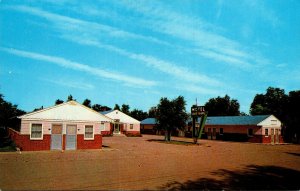 South Dakota Chamberlain The Lakeshore Motel 1968