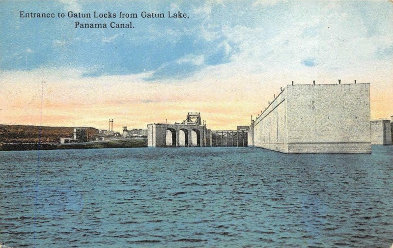 ENTRANCE TO GATUN LOCKS FROM GATUN LAKE PANAMA CANAL POSTCARD 1914