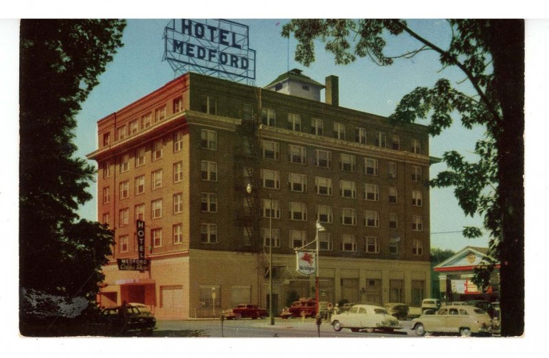 OR - Medford. Medford Hotel, Mobil Gas Station & Street Scene ca 1950