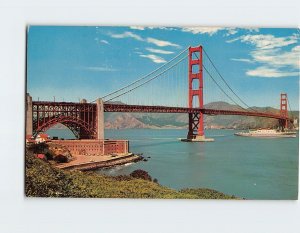 Postcard Golden Gate Bridge, San Francisco, California