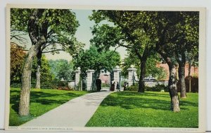 MN College Gate U. of M. Minneapolis University of Minnesota Postcard P1