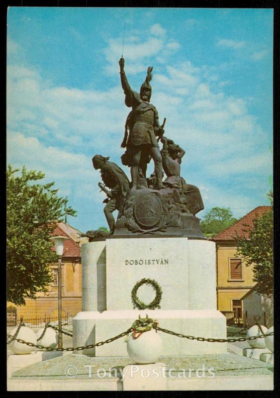 Eger - Dobo Istvan szobra (Strobl Alajos 1856 - 1926)