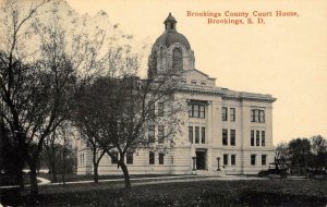 BROOKINGS COUNTY COURT HOUSE Brookings, SD c1910s Vintage Postcard