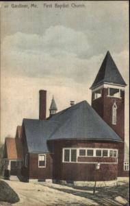 Gardiner ME First Baptist Church c1910 Postcard