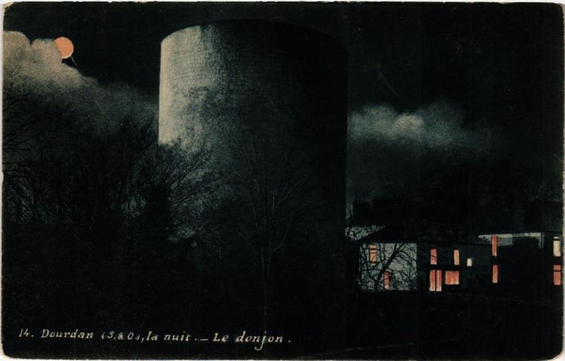 CPA DOURDAN - la nuit - Le donjon (488973)