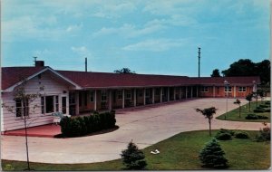 Del Rancho Motel Gibson City IL Postcard PC467