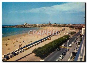 Modern Postcard Royan Charente Maritime Beach and the waterfront