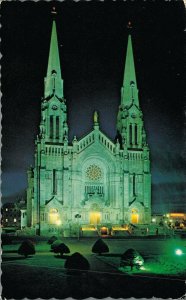 Canada The Basilica at Night Quebec Vintage Postcard 07.52